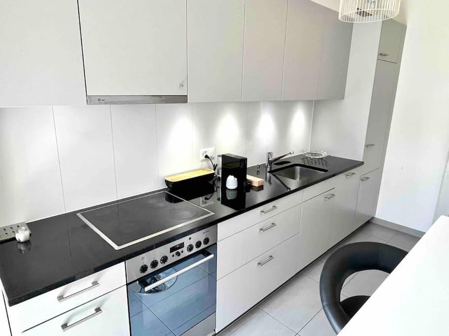 Ch Apartment Lausanne Gare Exteriör bild